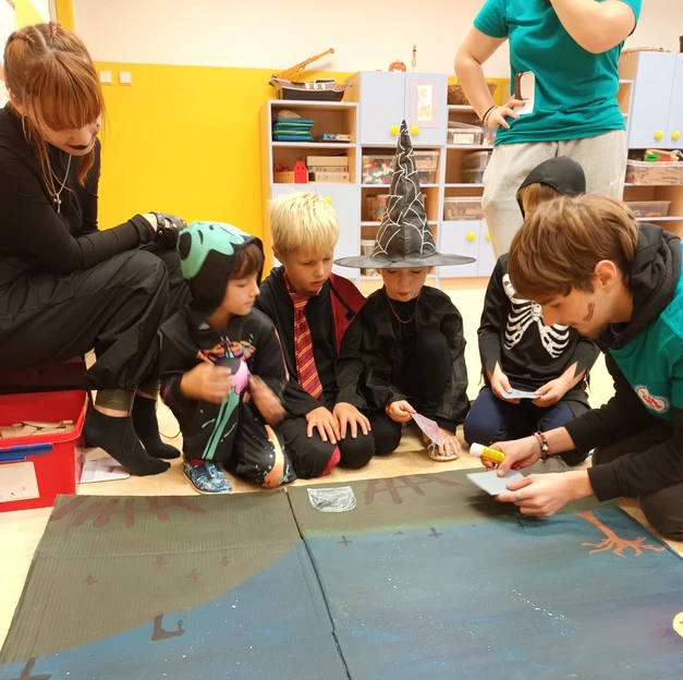 halloween - &scaron;koly 1