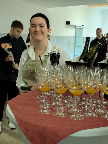 PXL_20241114_162148330PORTRAIT