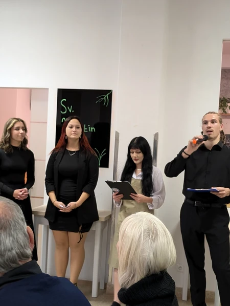 PXL_20241114_165418278PORTRAIT