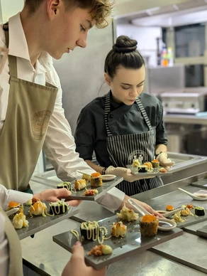 PXL_20241212_170135336PORTRAIT