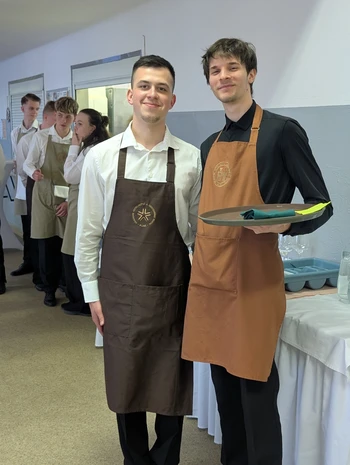 PXL_20250515_173348055PORTRAITORIGINAL